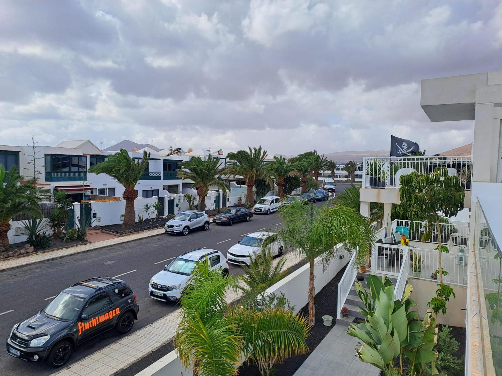 דירות קוסטה טגוויסה Luxury Sea View Senator Lanzarote מראה חיצוני תמונה